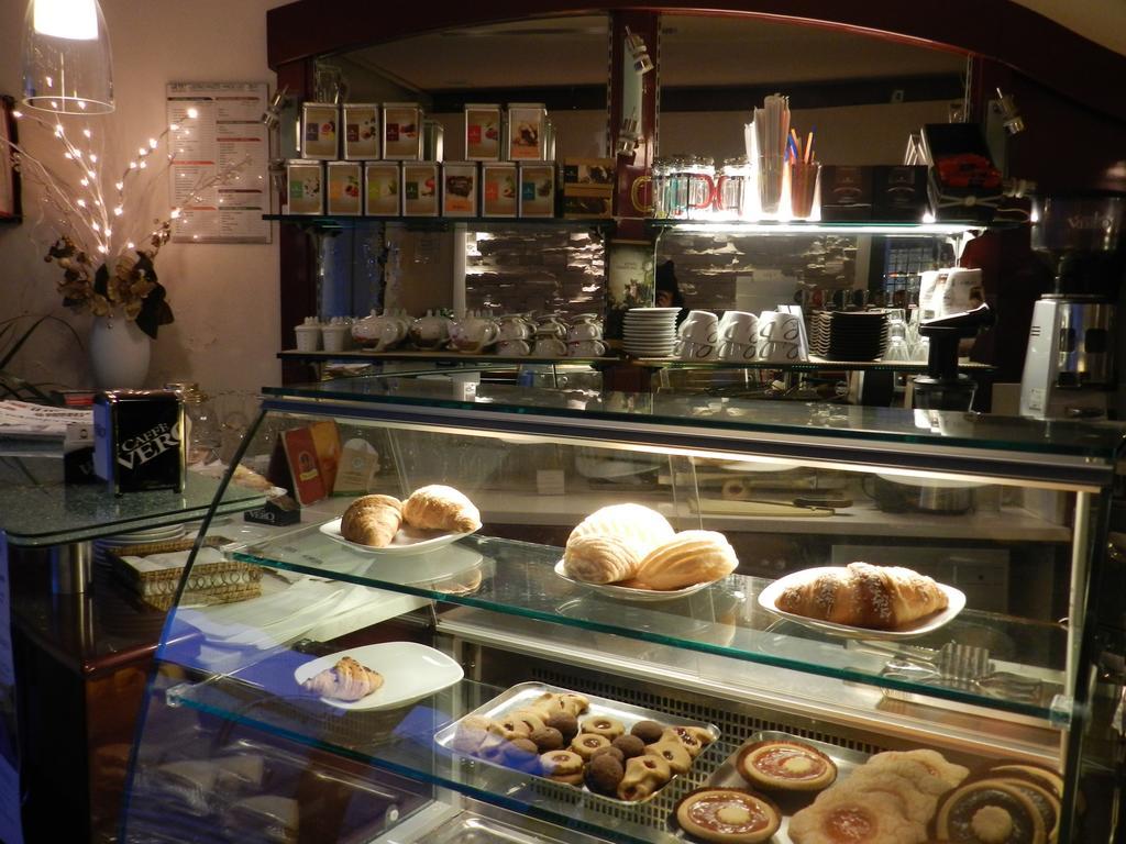 Locanda Trattoria Caffe Cavour Cittadella Buitenkant foto