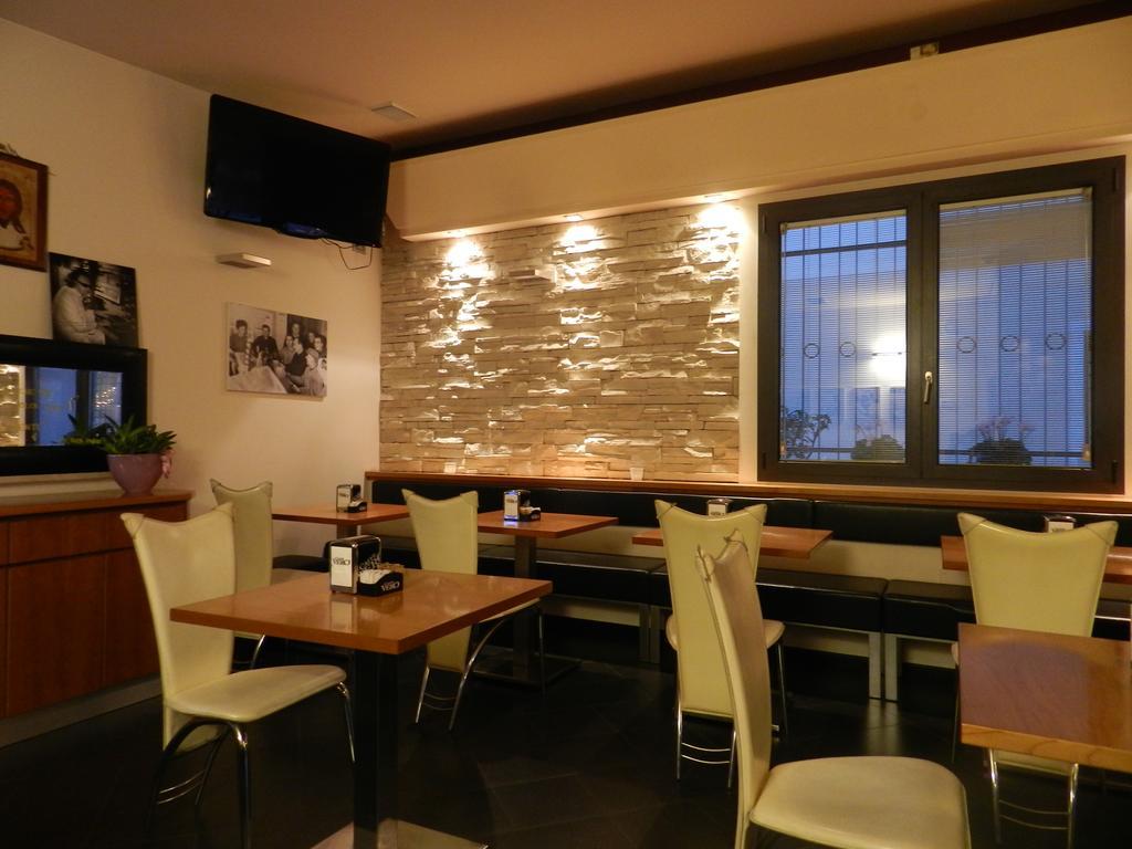 Locanda Trattoria Caffe Cavour Cittadella Buitenkant foto