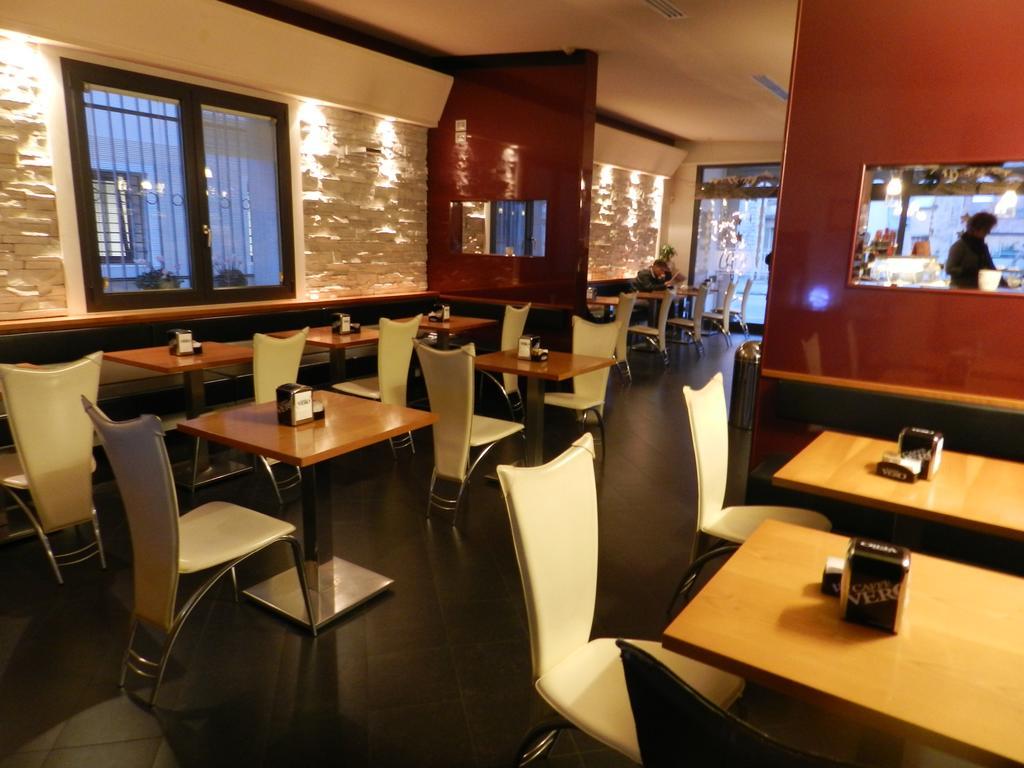 Locanda Trattoria Caffe Cavour Cittadella Buitenkant foto